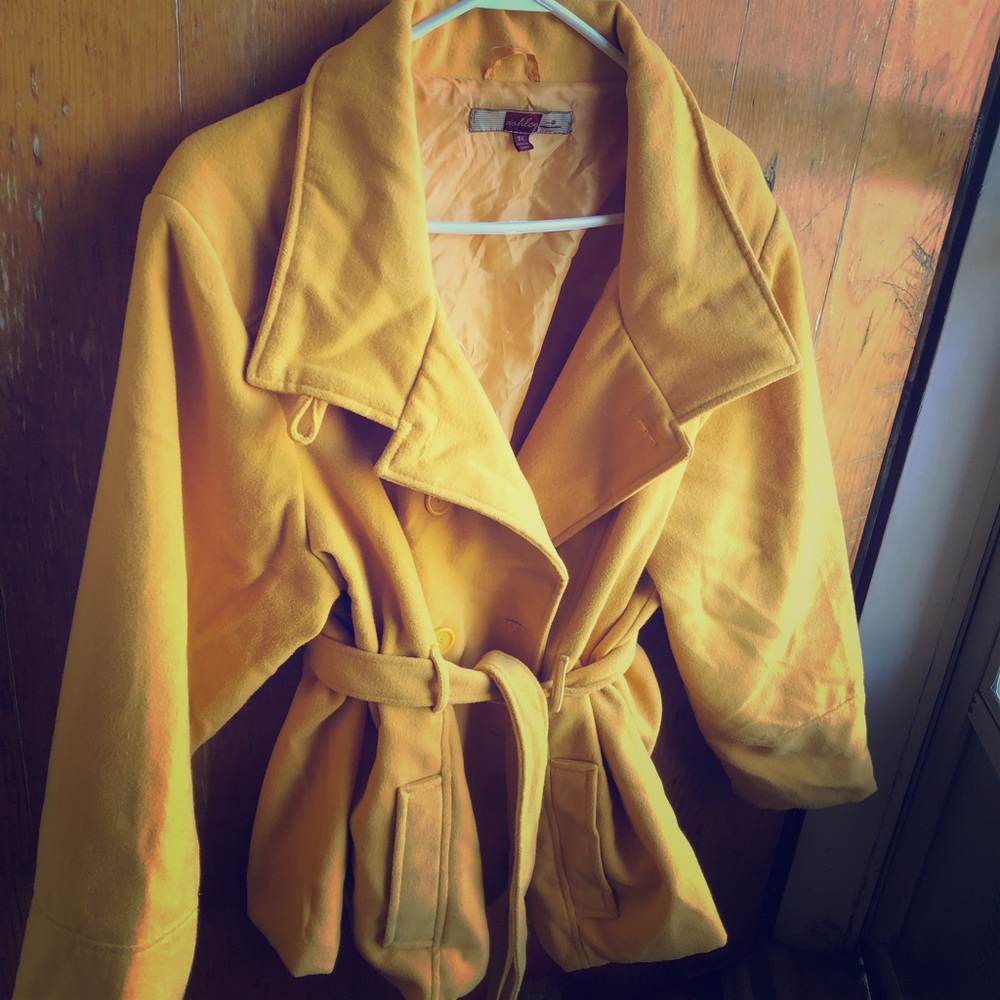 Mustard coat